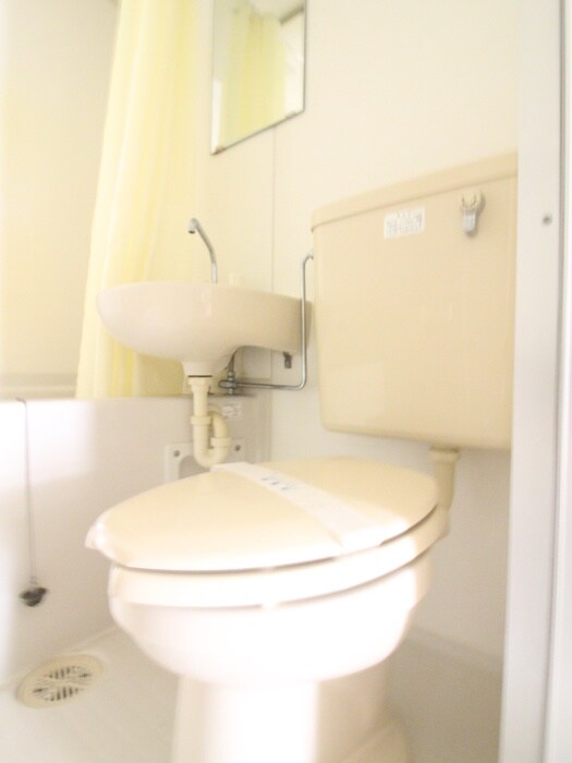 物件内観写真14　(トイレ)