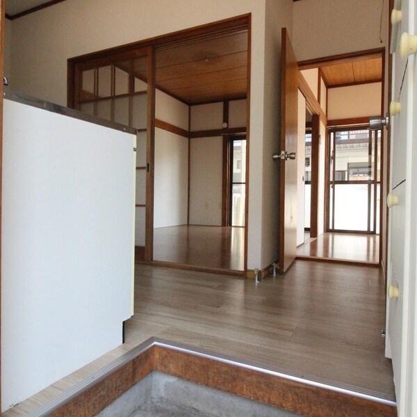 玄関