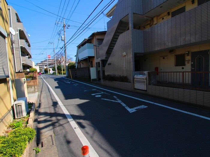 物件外観写真3　(周辺環境)