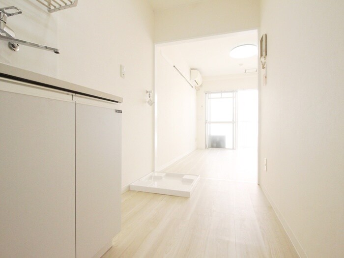 物件内観写真19　(廊下)