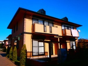 ロイヤルガ－デン五番館外観写真