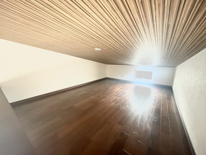 物件内観写真9　(ロフト)