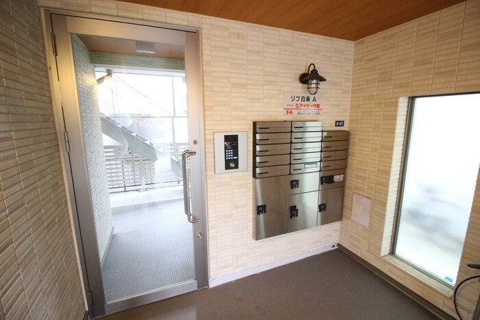 物件外観写真4　(建物設備)