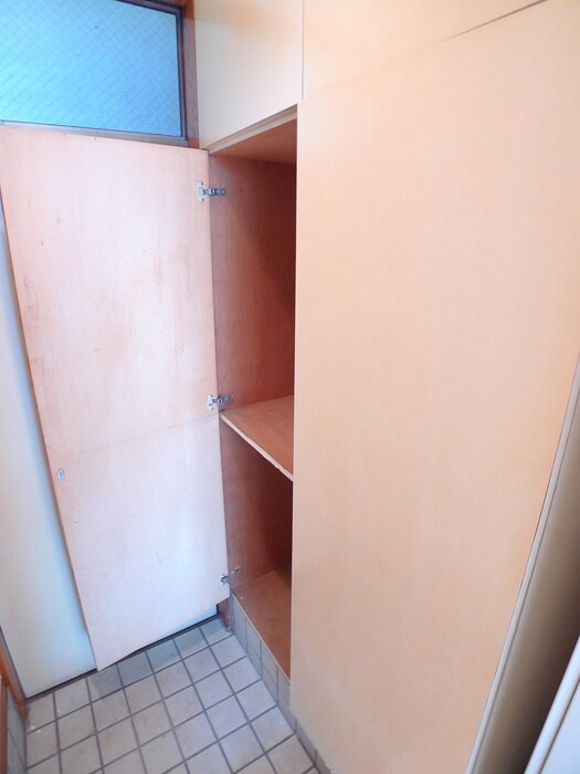 物件内観写真12　(靴箱)