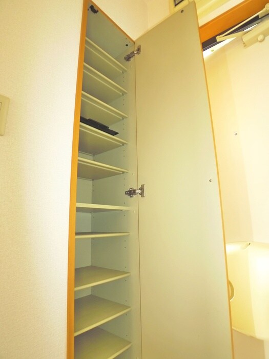 物件内観写真17　(靴箱)