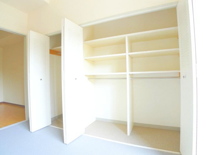 物件内観写真10　(収納)