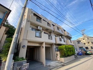 ﾗｲｵﾝｽﾞﾏﾝｼｮﾝ本牧第２（１０６）外観写真