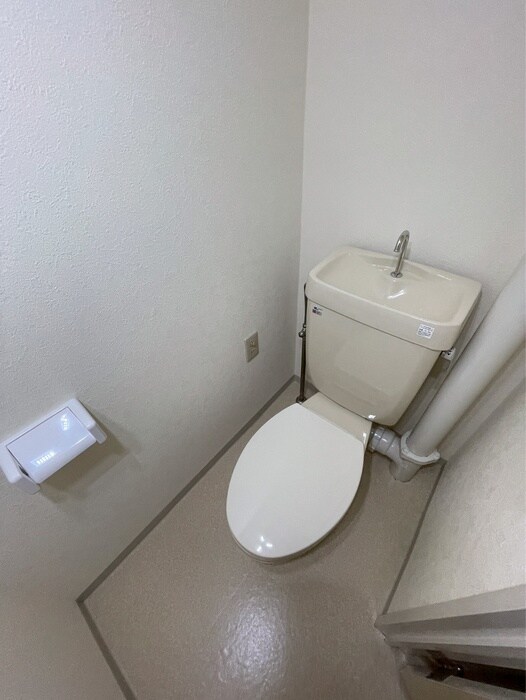 物件内観写真10　(トイレ)