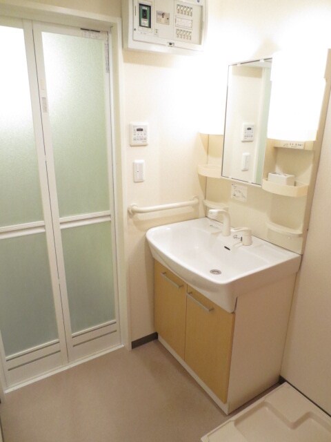 物件内観写真12　(洗面)