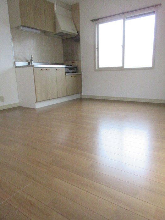 物件内観写真4　(居室)