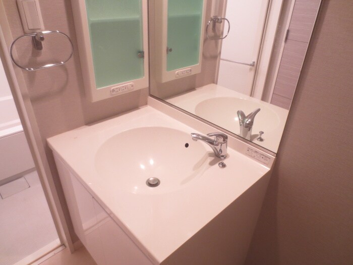 物件内観写真10　(洗面)