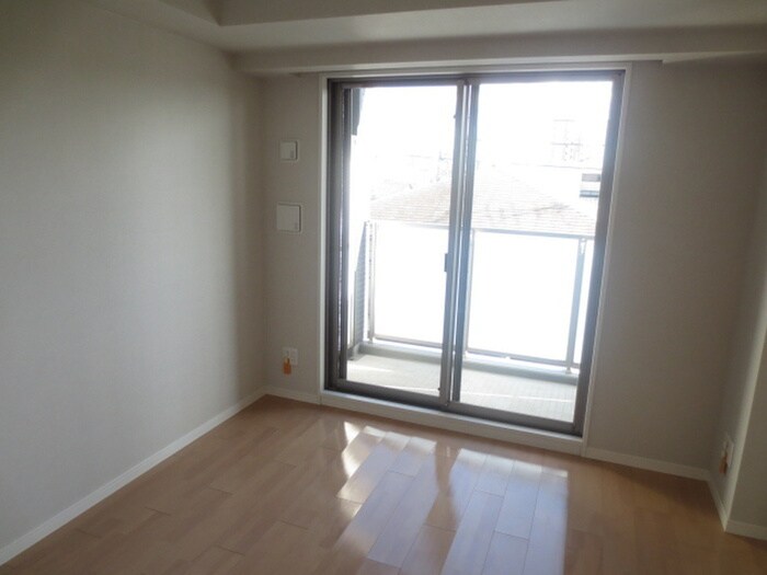 物件内観写真15　(室内からの展望)