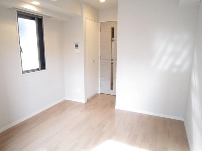 物件内観写真16　(居室)