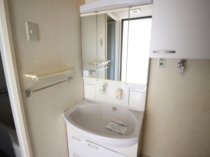 物件内観写真15　(洗面)