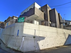 ルミナス逆井外観写真