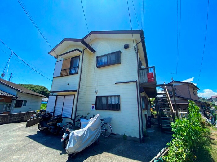 物件外観写真2　(駐輪場)