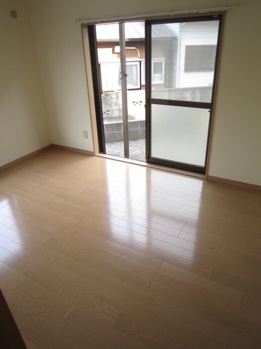 物件内観写真12　(居室)