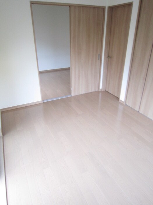 物件内観写真15　(居室)