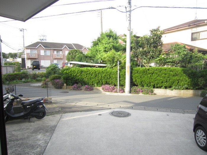 物件内観写真21　(室内からの展望)