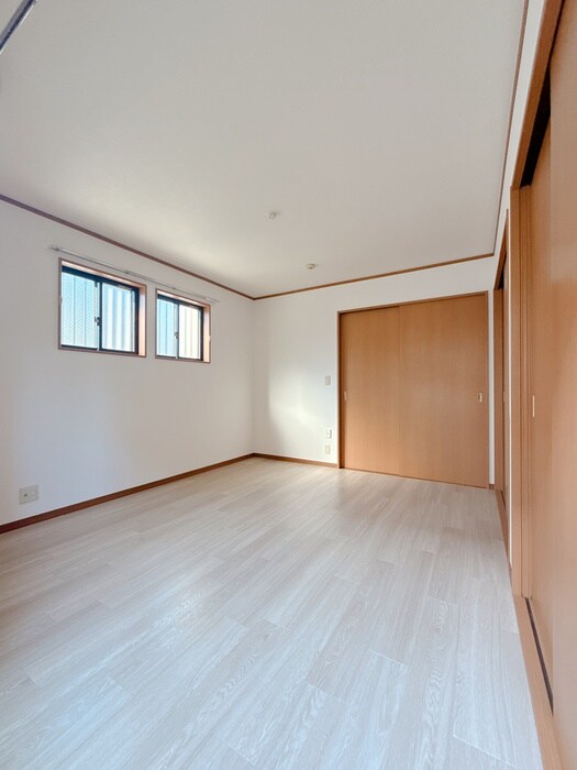 物件内観写真9　(居室)