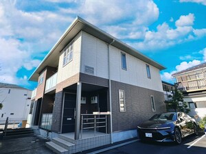 フラワーハイツ平戸B外観写真