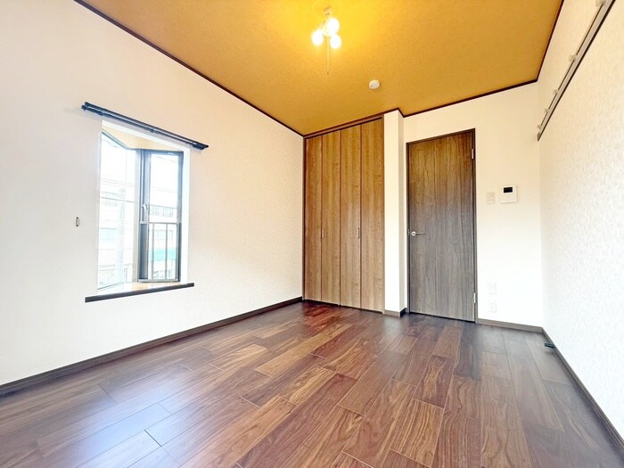 物件内観写真8　(居室)