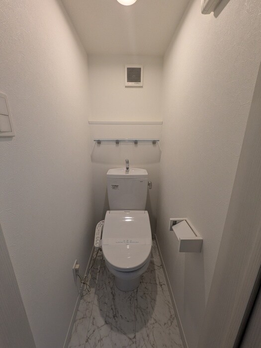 物件内観写真12　(トイレ)