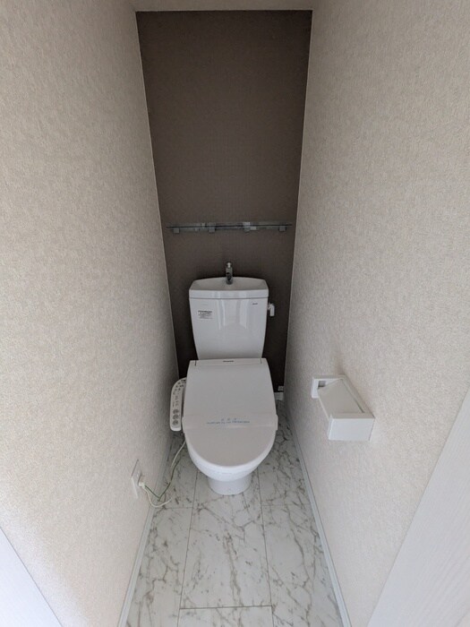 物件内観写真12　(トイレ)