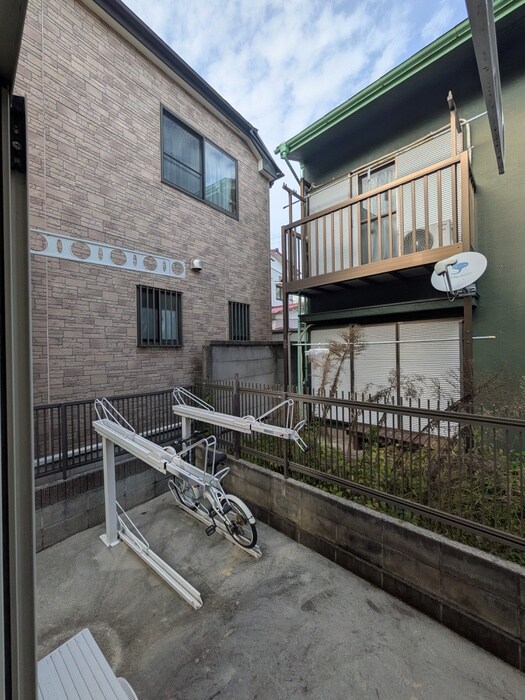 物件内観写真22　(室内からの展望)