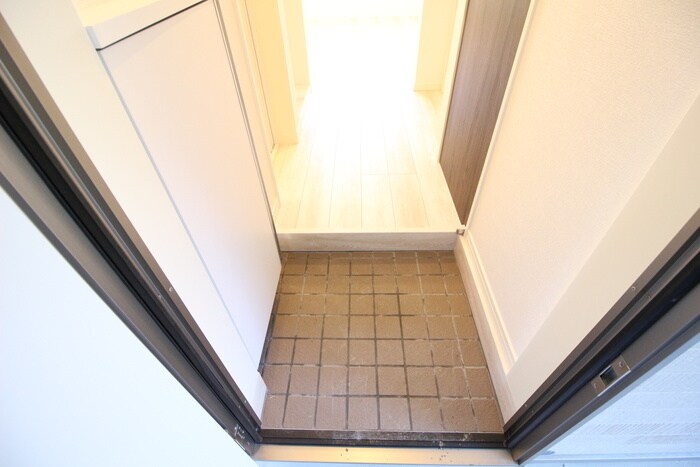 物件内観写真21　(玄関)