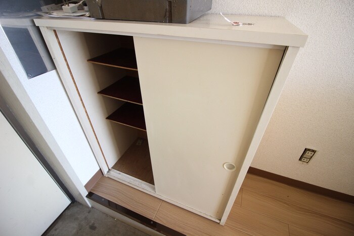 物件内観写真15　(靴箱)