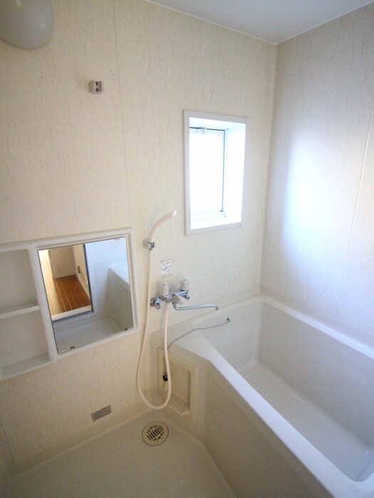 物件内観写真9　(バス／シャワールーム等)