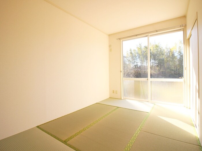 物件内観写真17　(居室)