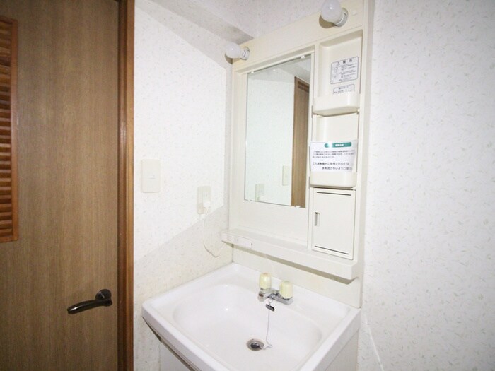 物件内観写真18　(洗面)