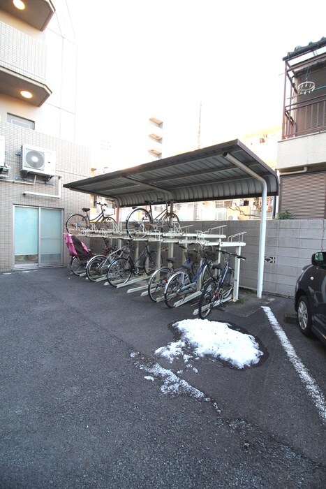 物件外観写真5　(駐輪場)