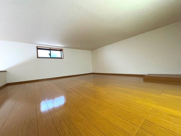 物件内観写真11　(ロフト)