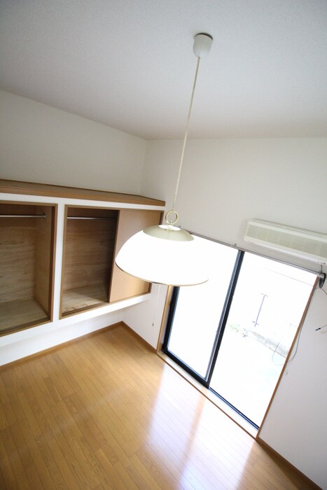 物件内観写真16　(居室)