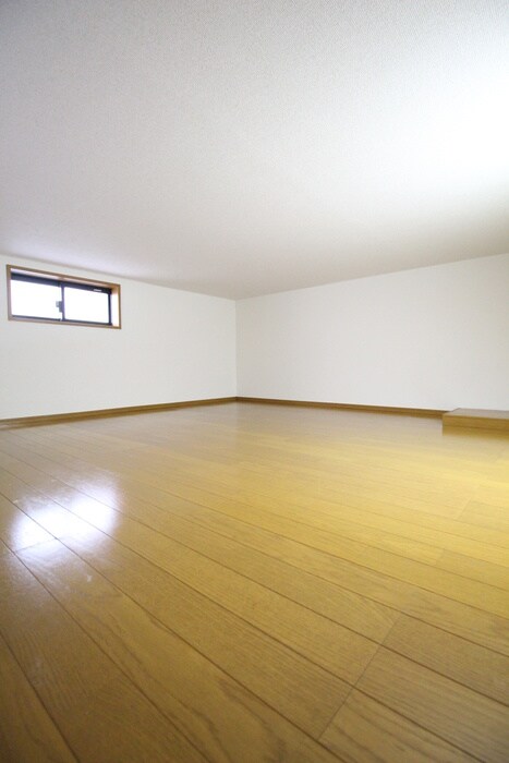 物件内観写真18　(ロフト)