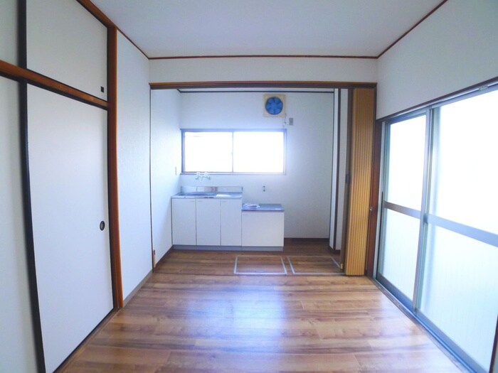 物件内観写真9　(居室)