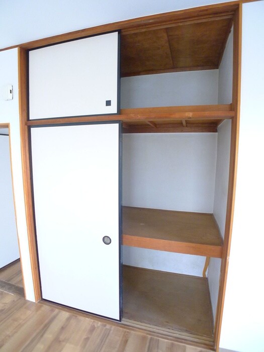 物件内観写真11　(収納)