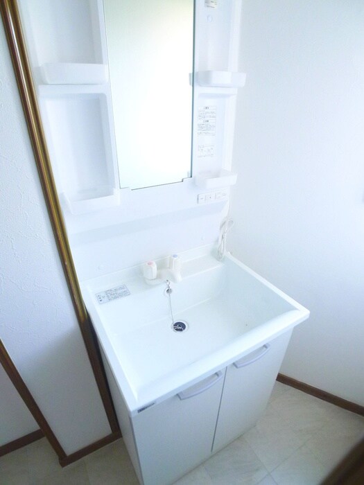 物件内観写真12　(洗面)