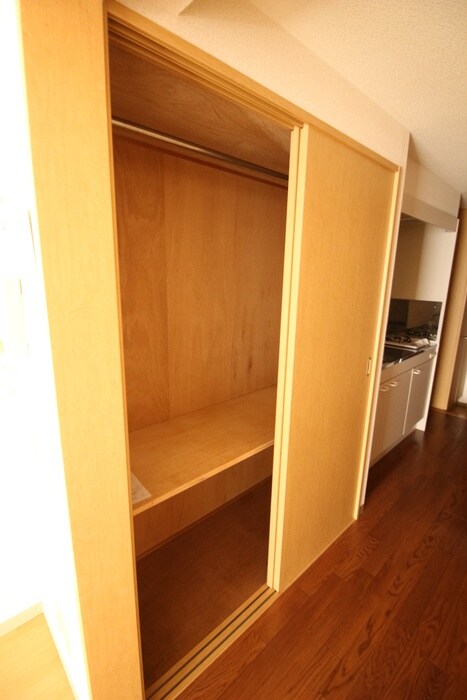 物件内観写真11　(収納)