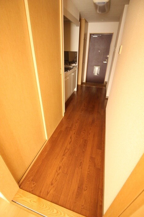物件内観写真18　(廊下)