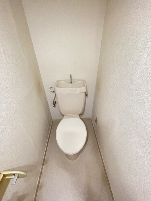 物件内観写真9　(トイレ)