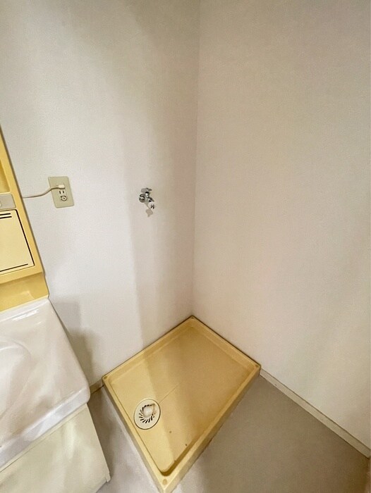 物件内観写真21　(洗濯機置場)