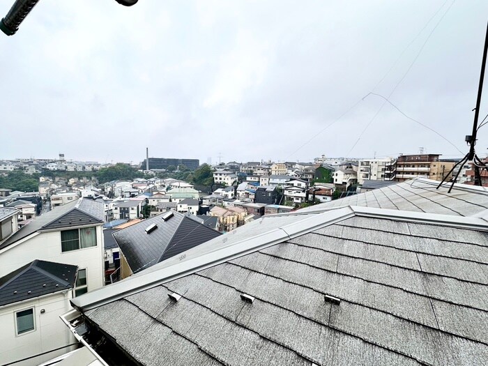 物件内観写真22　(室内からの展望)