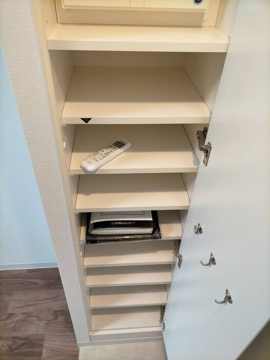 物件内観写真11　(靴箱)