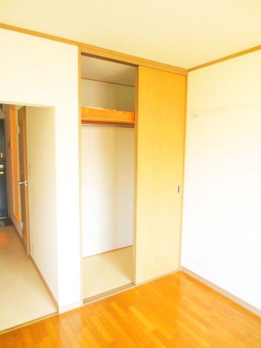 物件内観写真11　(収納)