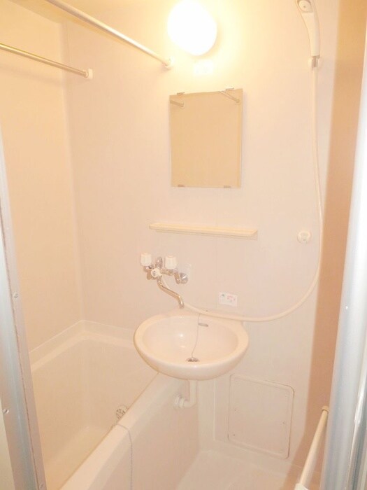 物件内観写真13　(バス／シャワールーム等)
