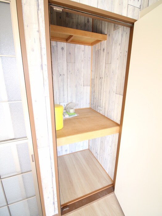 物件内観写真14　(収納)